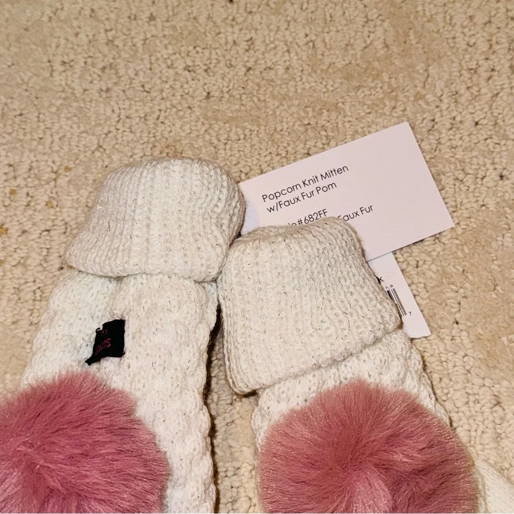 Surell White color Popcorn Knit Girls Mittens with Faux Fur Pink Pom-Pom NWT